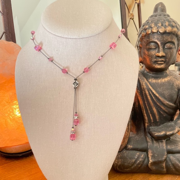 Pretty in Pink Lariat! - Picture 2 of 5